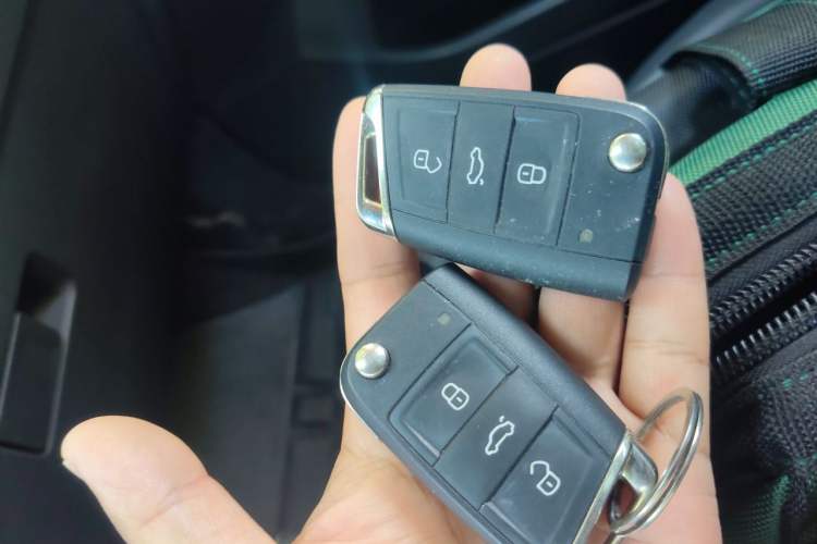 Used Volkswagen T-Cross 2021 1.5L Automatic Comfort Edition Vehicle Key