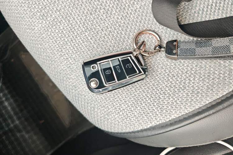 Used Volkswagen T-Cross 2021 1.5L Automatic Comfort Edition Vehicle Key