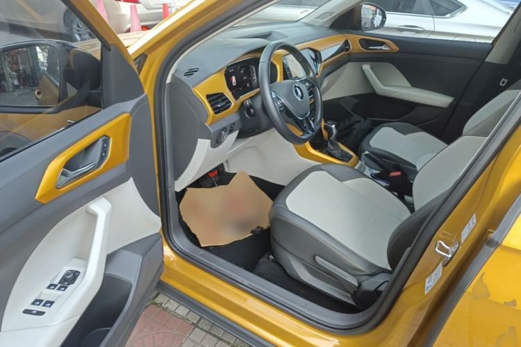 Used Volkswagen T-Cross 2021 280TSI DSG Luxury Edition Driver Seat