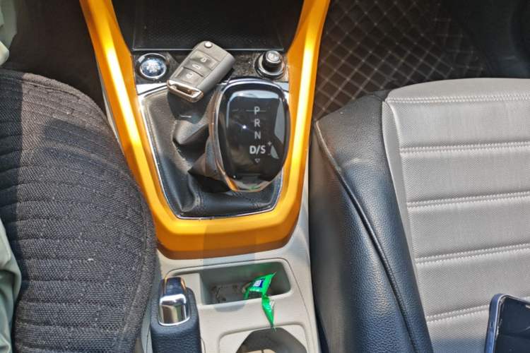 Used Volkswagen T-Cross 2021 280TSI DSG Comfort Edition Gear Lever