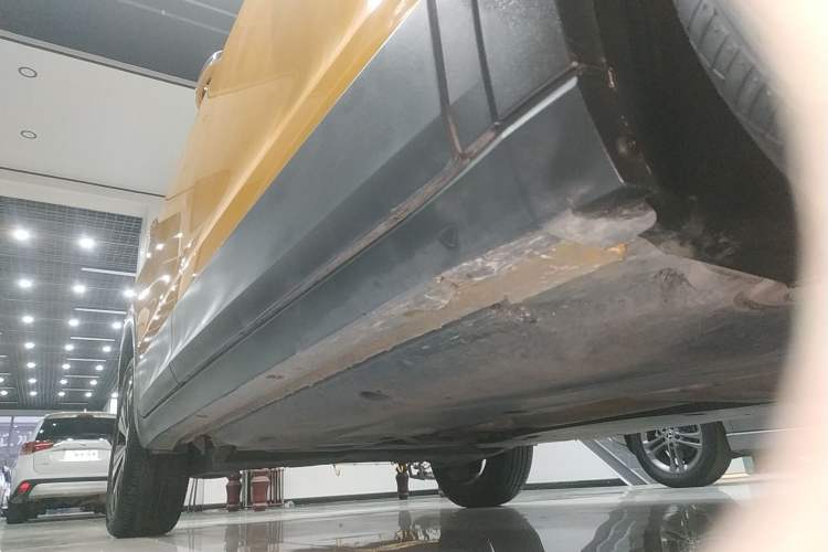 Used Volkswagen T-Cross 2021 280TSI DSG Luxury Edition Right Side Sill