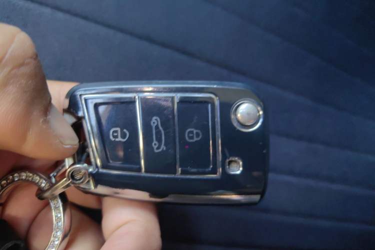Used Volkswagen T-Cross 2021 280TSI DSG Luxury Edition Vehicle Key