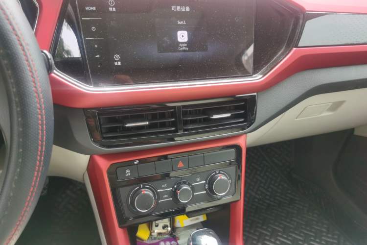 Used Volkswagen T-Cross 2022 280TSI DSG Comfort Edition Audio And AC Panel