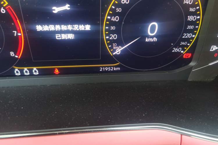 Used Volkswagen T-Cross 2022 280TSI DSG Comfort Edition Odometer Close Up