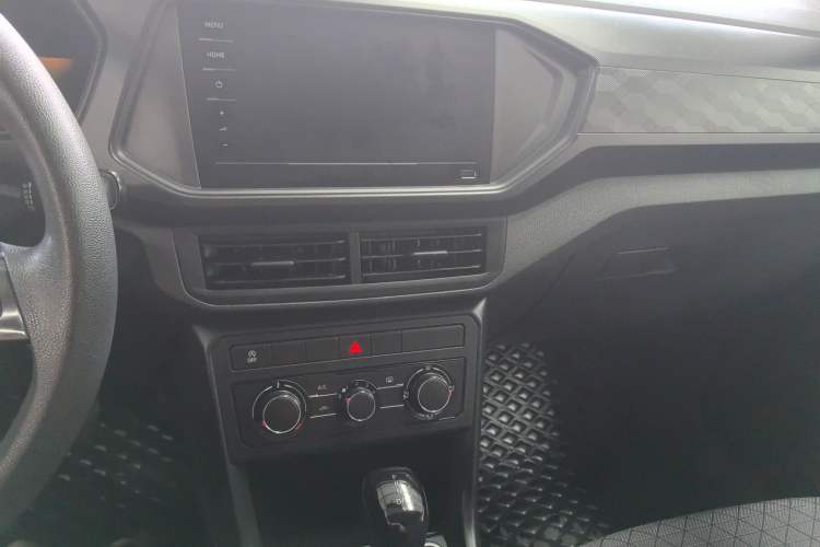 Used Volkswagen T-Cross 2022 1.5L Automatic Fashion Edition Audio And AC Panel