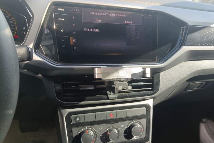 Used Volkswagen T-Cross 2022 280TSI DSG Comfort Edition Audio And AC Panel