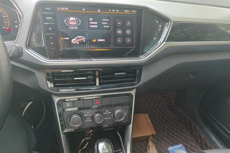 Used Volkswagen T-Cross 2022 280TSI DSG Comfort Edition Audio And AC Panel