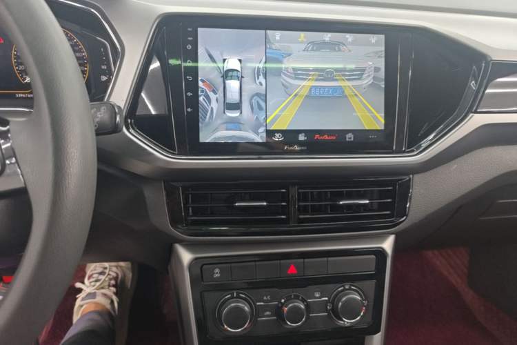 Used Volkswagen T-Cross 2022 280TSI DSG Comfort Edition Audio And AC Panel
