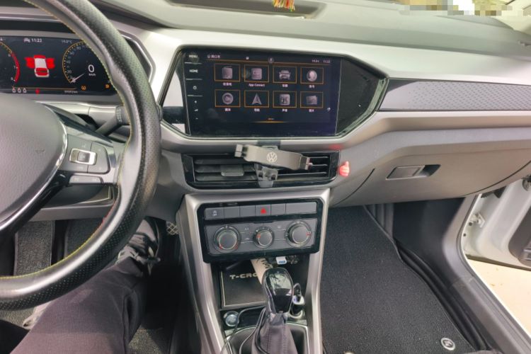 Used Volkswagen T-Cross 2022 1.5L Automatic Comfort Edition Audio And AC Panel