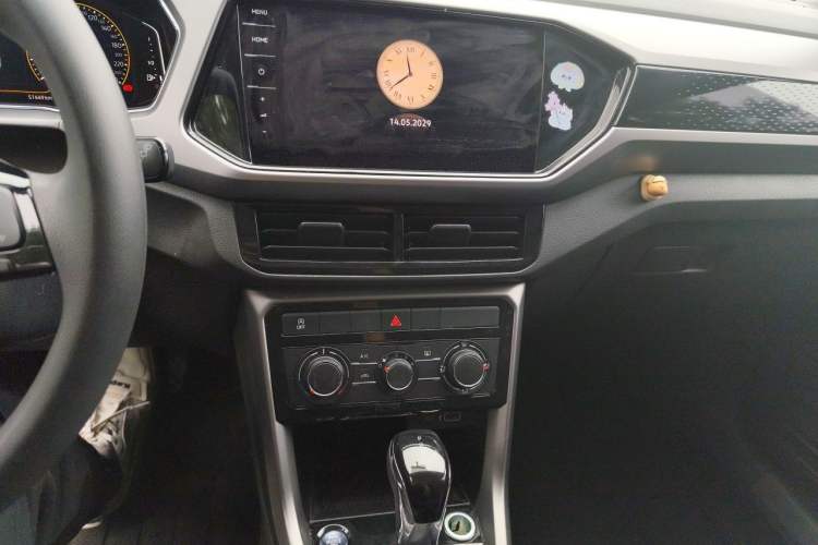 Used Volkswagen T-Cross 2022 280TSI DSG Comfort Edition Audio And AC Panel
