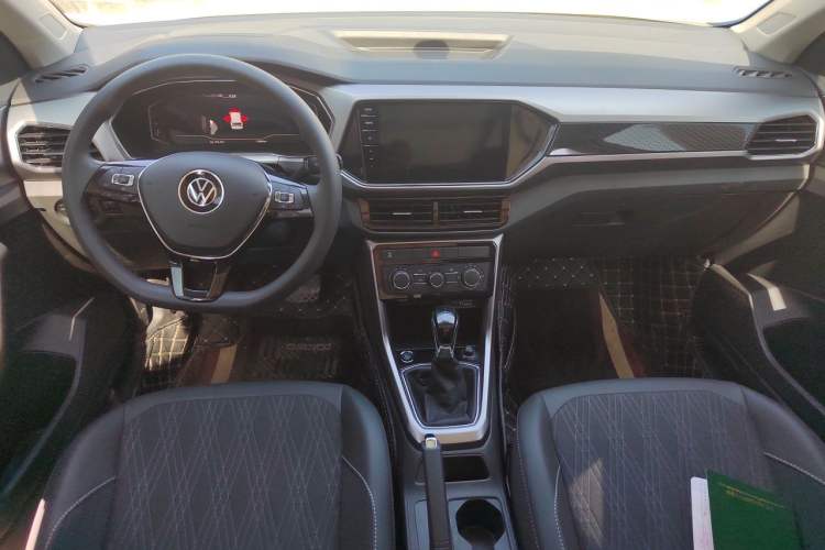 Used Volkswagen T-Cross 2022 280TSI DSG Comfort Edition Center Console