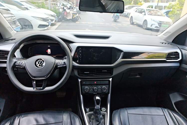 Used Volkswagen T-Cross 2022 1.5L Automatic Comfort Edition Center Console