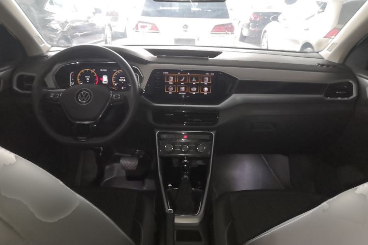 Used Volkswagen T-Cross 2022 280TSI DSG Comfort Edition Center Console