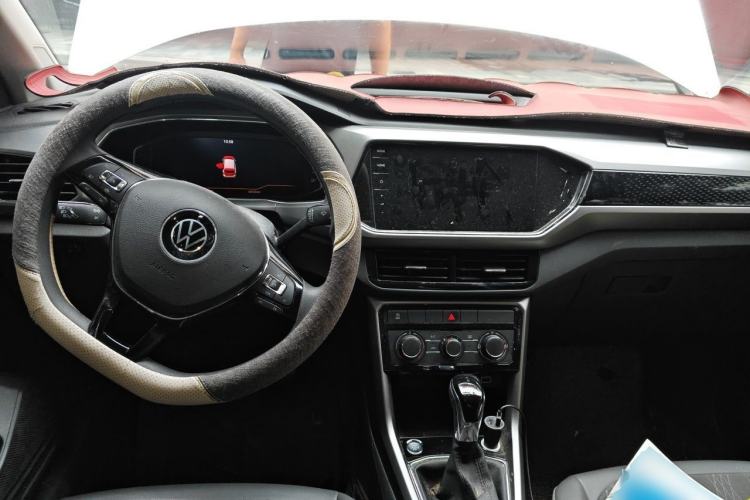 Used Volkswagen T-Cross 2022 280TSI DSG Comfort Edition Center Console