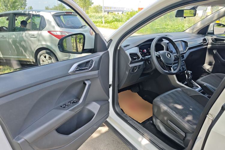 Used Volkswagen T-Cross 2022 1.5L Automatic Comfort Edition Driver Seat