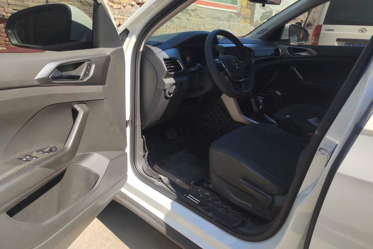 Used Volkswagen T-Cross 2022 280TSI DSG Comfort Edition Driver Seat