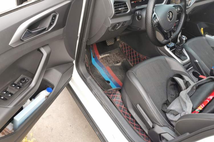 Used Volkswagen T-Cross 2022 280TSI DSG Comfort Edition Driver Seat