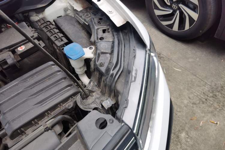 Used Volkswagen T-Cross 2022 1.5L Automatic Comfort Edition Engine Bay Left
