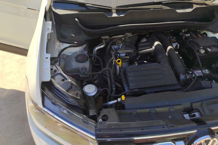 Used Volkswagen T-Cross 2022 280TSI DSG Comfort Edition Engine Bay Right