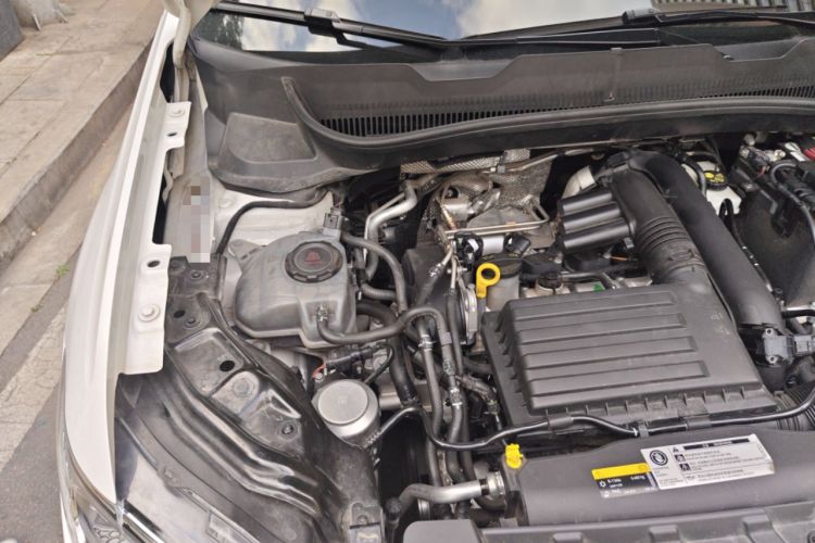 Used Volkswagen T-Cross 2022 280TSI DSG Luxury Edition Engine Bay Right