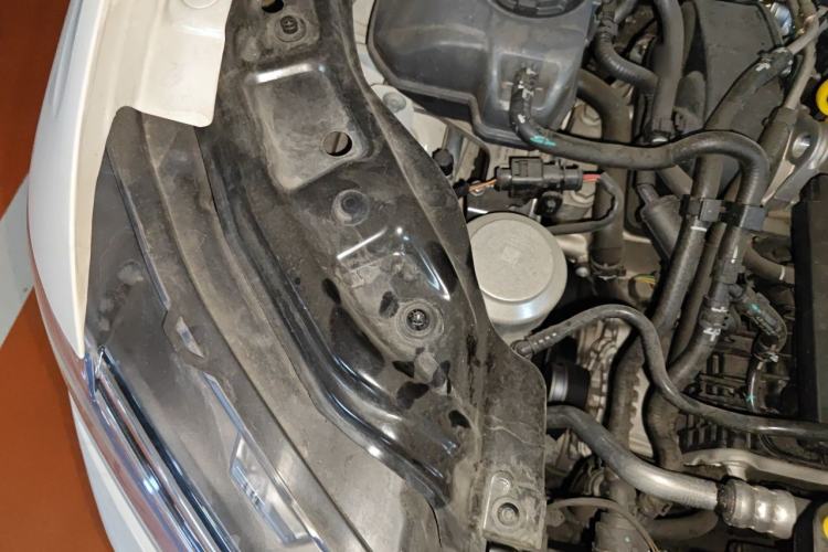 Used Volkswagen T-Cross 2022 280TSI DSG Comfort Edition Engine Bay Right