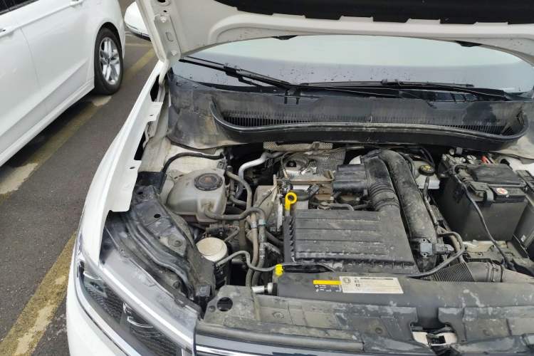 Used Volkswagen T-Cross 2022 280TSI DSG Comfort Edition Engine Bay Right