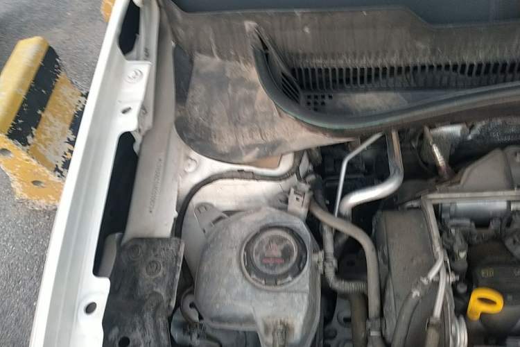 Used Volkswagen T-Cross 2022 280TSI DSG Comfort Edition Engine Bay Right