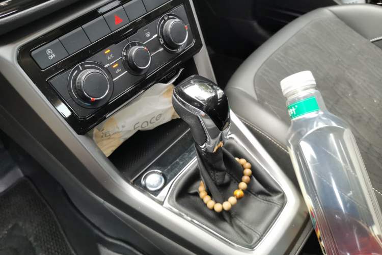 Used Volkswagen T-Cross 2022 1.5L Automatic Comfort Edition Gear Lever