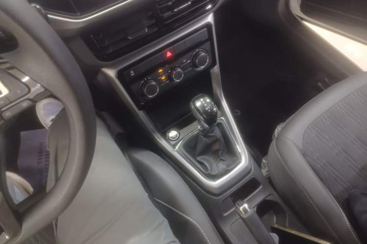 Used Volkswagen T-Cross 2022 280TSI DSG Comfort Edition Gear Lever