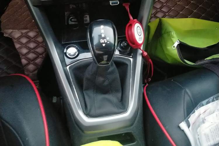 Used Volkswagen T-Cross 2022 280TSI DSG Comfort Edition Gear Lever