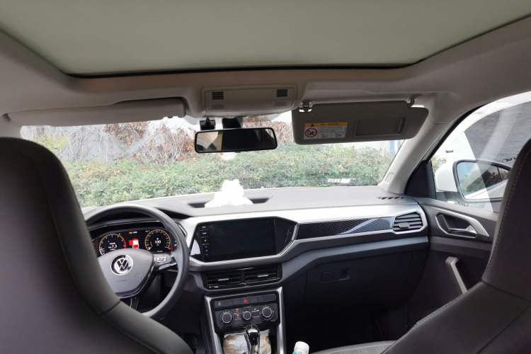 Used Volkswagen T-Cross 2022 1.5L Automatic Comfort Edition Headliner