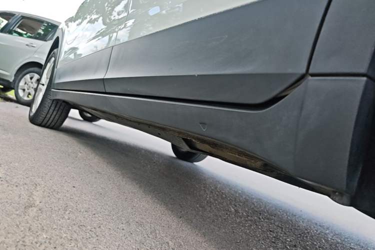 Used Volkswagen T-Cross 2022 1.5L Automatic Comfort Edition Left Side Sill