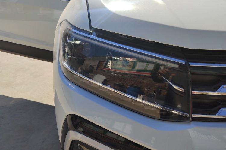 Used Volkswagen T-Cross 2022 280TSI DSG Comfort Edition Right Front Headlight