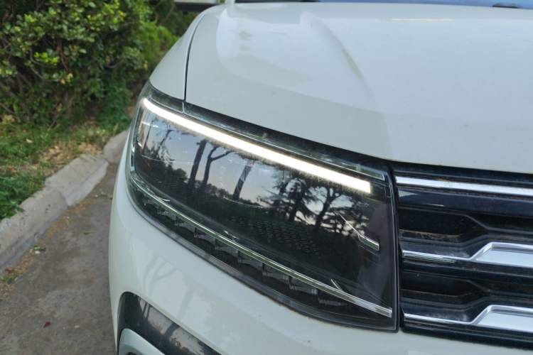 Used Volkswagen T-Cross 2022 280TSI DSG Comfort Edition Right Front Headlight