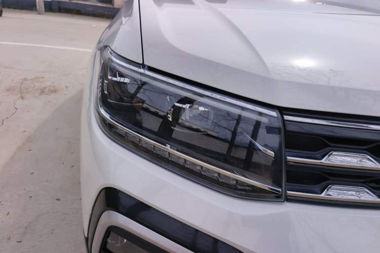 Used Volkswagen T-Cross 2022 1.5L Automatic Comfort Edition Right Front Headlight