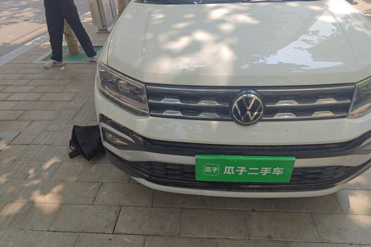 Used Volkswagen T-Cross 2022 1.5L Automatic Comfort Edition Right Front Headlight