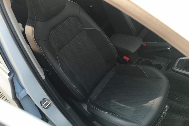 Used Volkswagen T-Cross 2022 1.5L Automatic Comfort Edition Right Front Seat