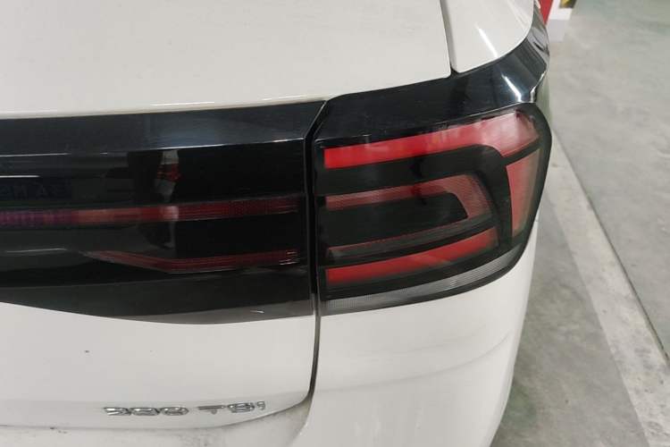 Used Volkswagen T-Cross 2022 280TSI DSG Comfort Edition Right Rear Taillight