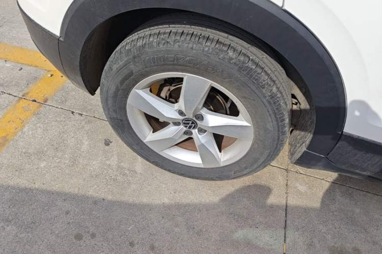 Used Volkswagen T-Cross 2022 1.5L Automatic Fashion Edition Right Rear Wheel Hub
