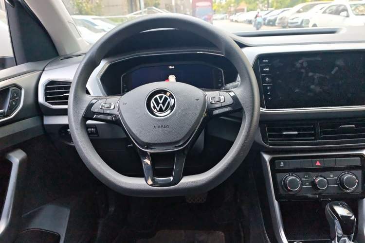 Used Volkswagen T-Cross 2022 1.5L Automatic Comfort Edition Steering Wheel