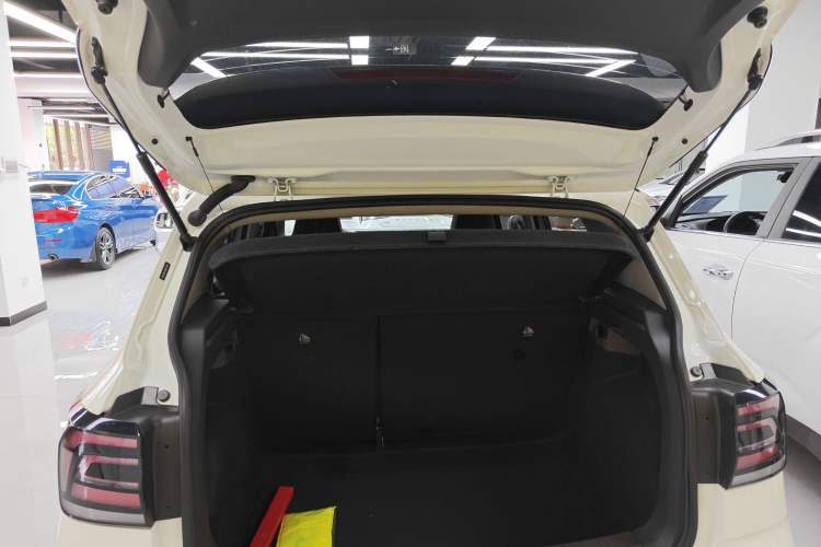 Used Volkswagen T-Cross 2022 280TSI DSG Comfort Edition Trunk