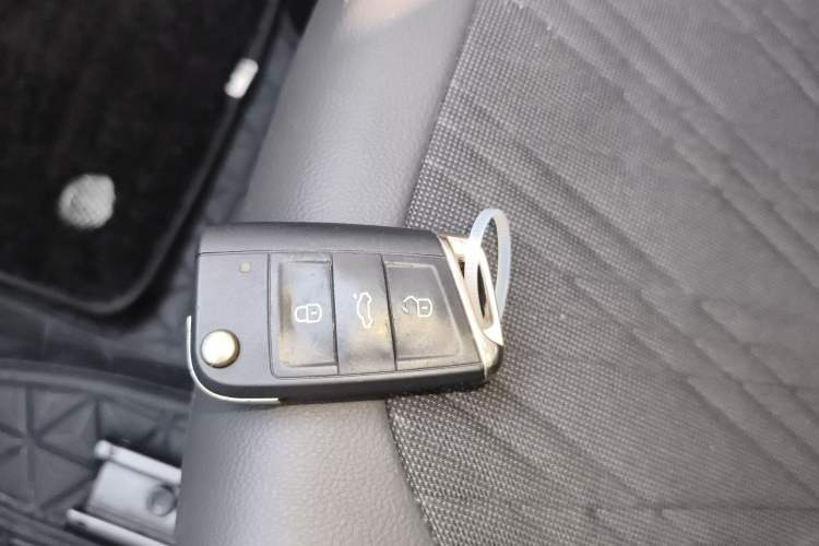 Used Volkswagen T-Cross 2022 1.5L Automatic Comfort Edition Vehicle Key