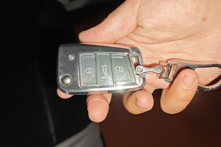 Used Volkswagen T-Cross 2022 280TSI DSG Comfort Edition Vehicle Key