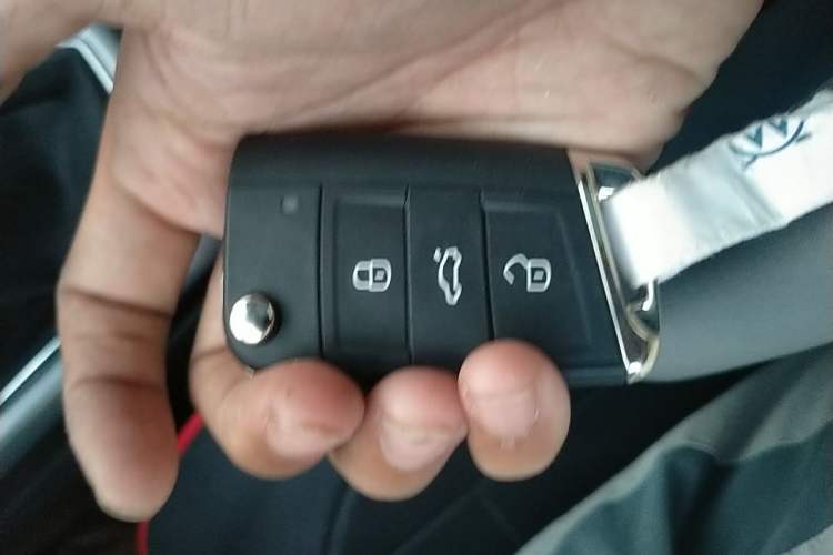 Used Volkswagen T-Cross 2022 280TSI DSG Comfort Edition Vehicle Key