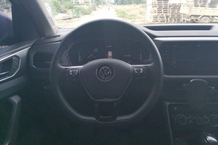 Used Volkswagen T-Cross 2023 280TSI DSG Comfort Edition Steering Wheel