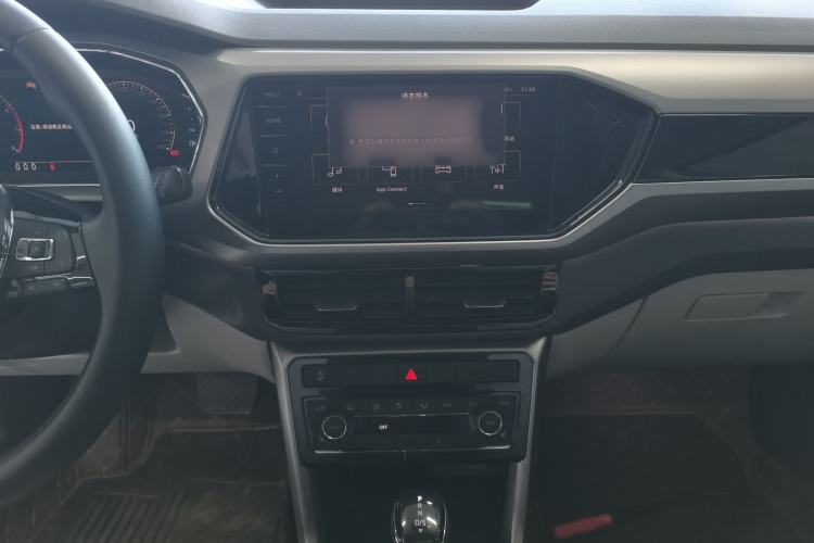 Used Volkswagen T-Cross 2023 280TSI DSG Luxury Edition Audio And AC Panel