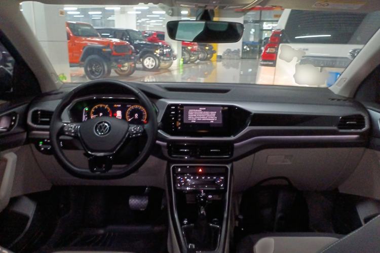 Used Volkswagen T-Cross 2023 280TSI DSG Luxury Edition Center Console