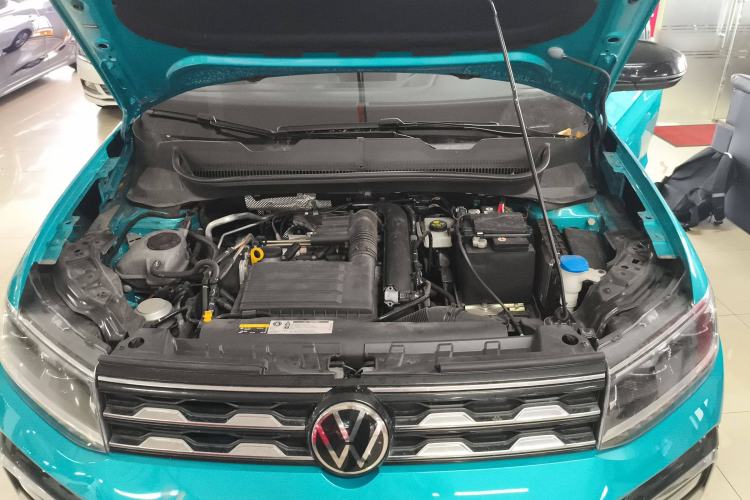 Used Volkswagen T-Cross 2023 280TSI DSG Luxury Edition Engine Bay