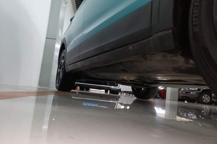 Used Volkswagen T-Cross 2023 280TSI DSG Luxury Edition Right Side Sill