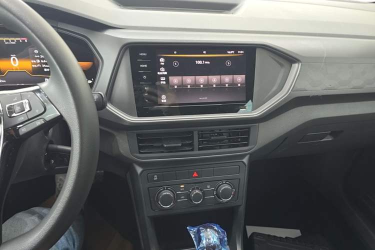 Used Volkswagen T-Cross 2023 Revised 1.5L Automatic Fashion Edition Audio And AC Panel